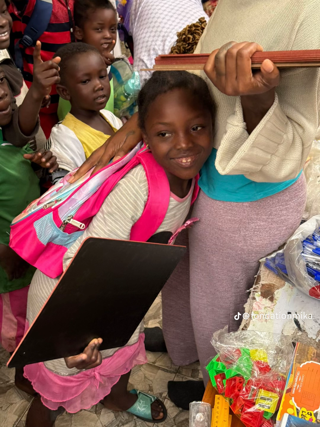 Nouvelle année, nouveaux sourires : la Fondation MIKA à l’œuvre pour la rentrée Scolaire2025-2026